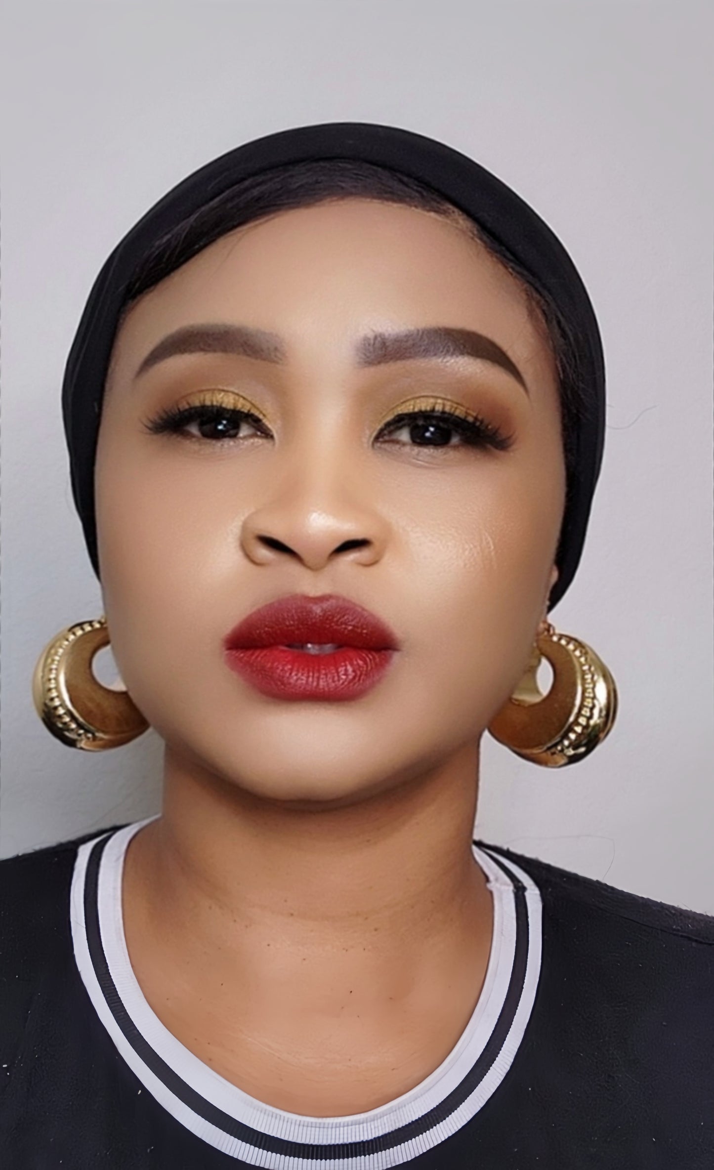 READY TO WEAR NO SLIP HAIR VOLUMIZER/ LIFT