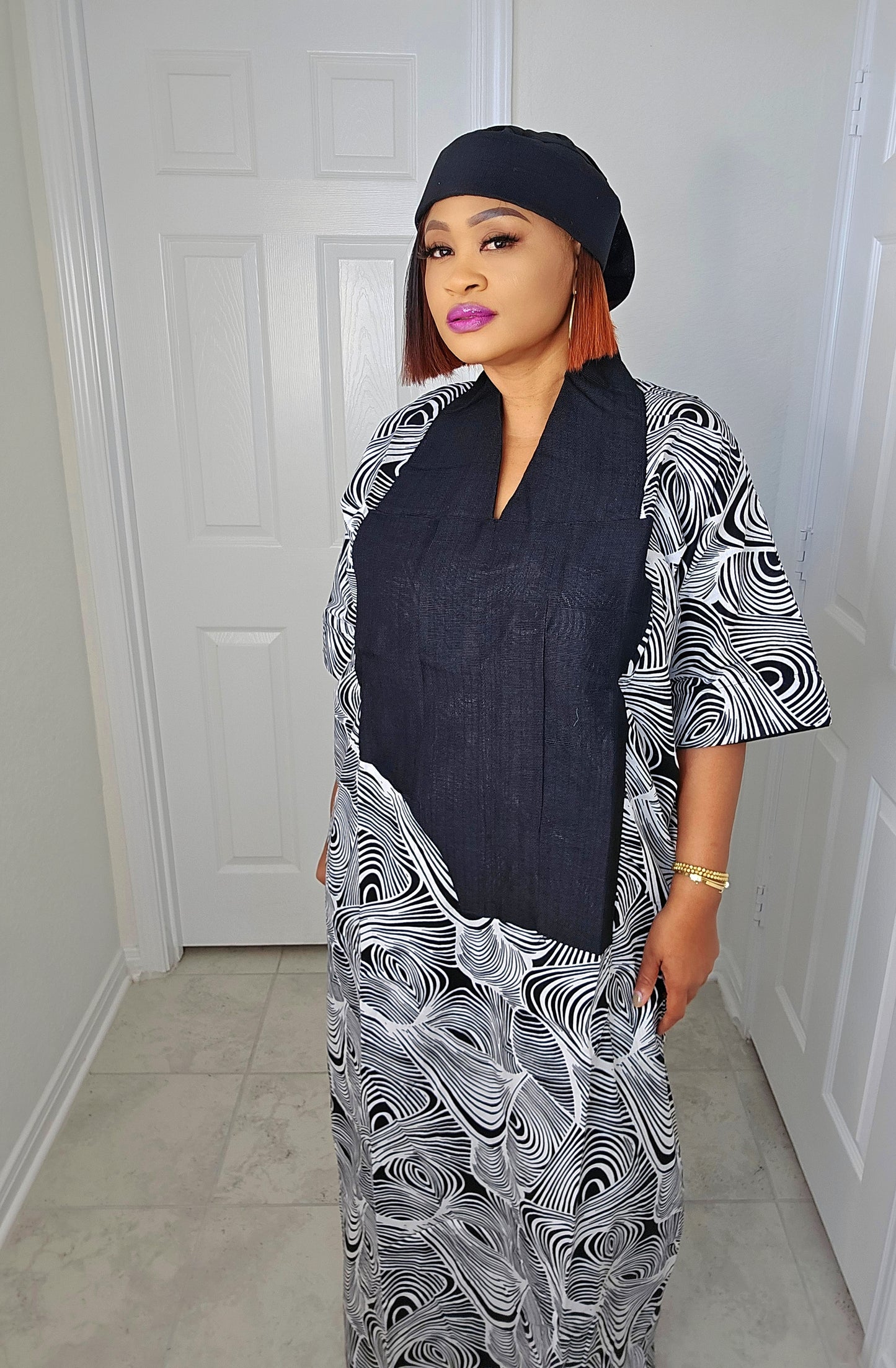 TARI BUBU – Aso-Oke Embroidered Bubu Boubou Kaftan Style with Aso-Oke Cap