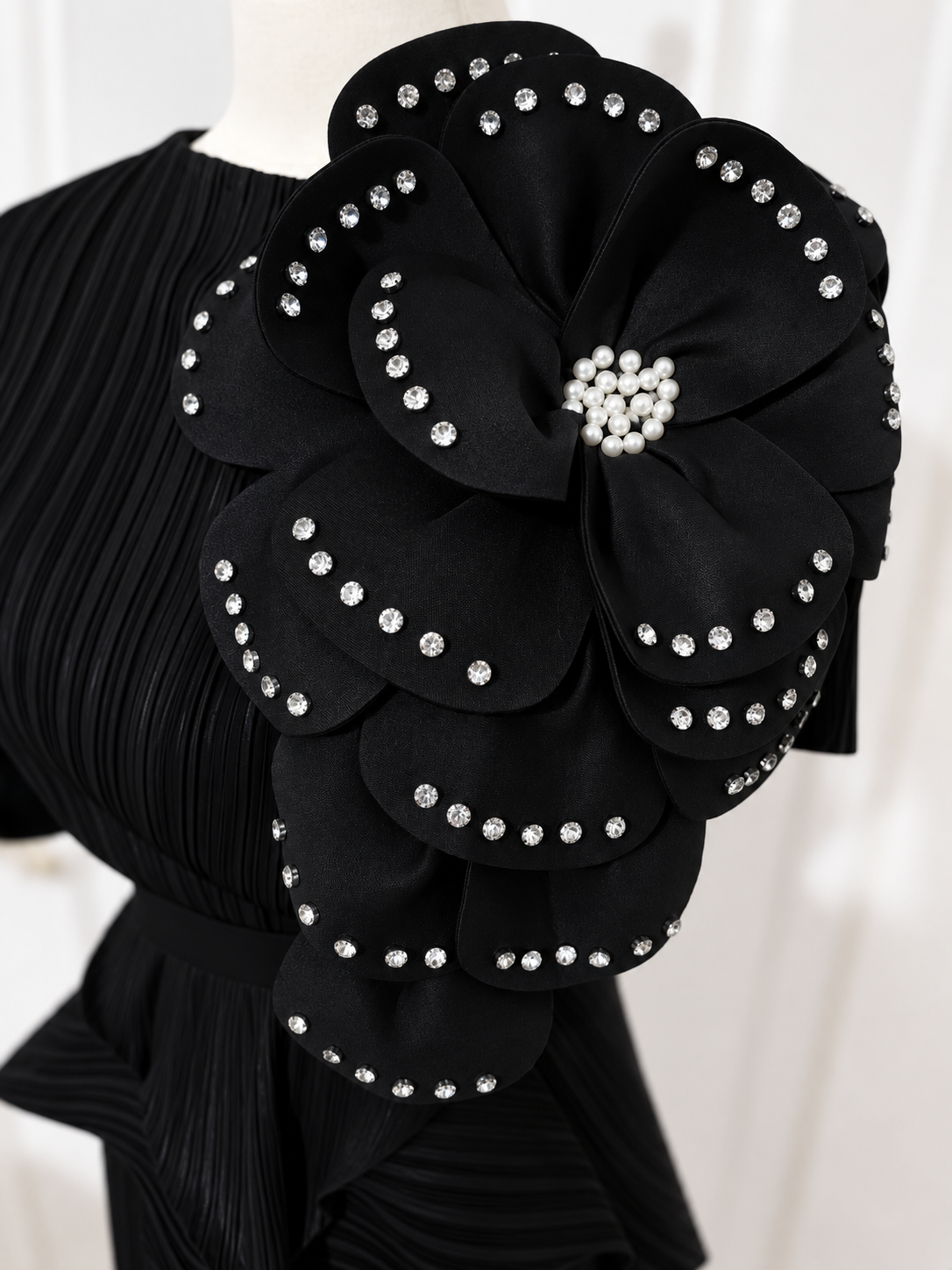 Petal Royale Set Black