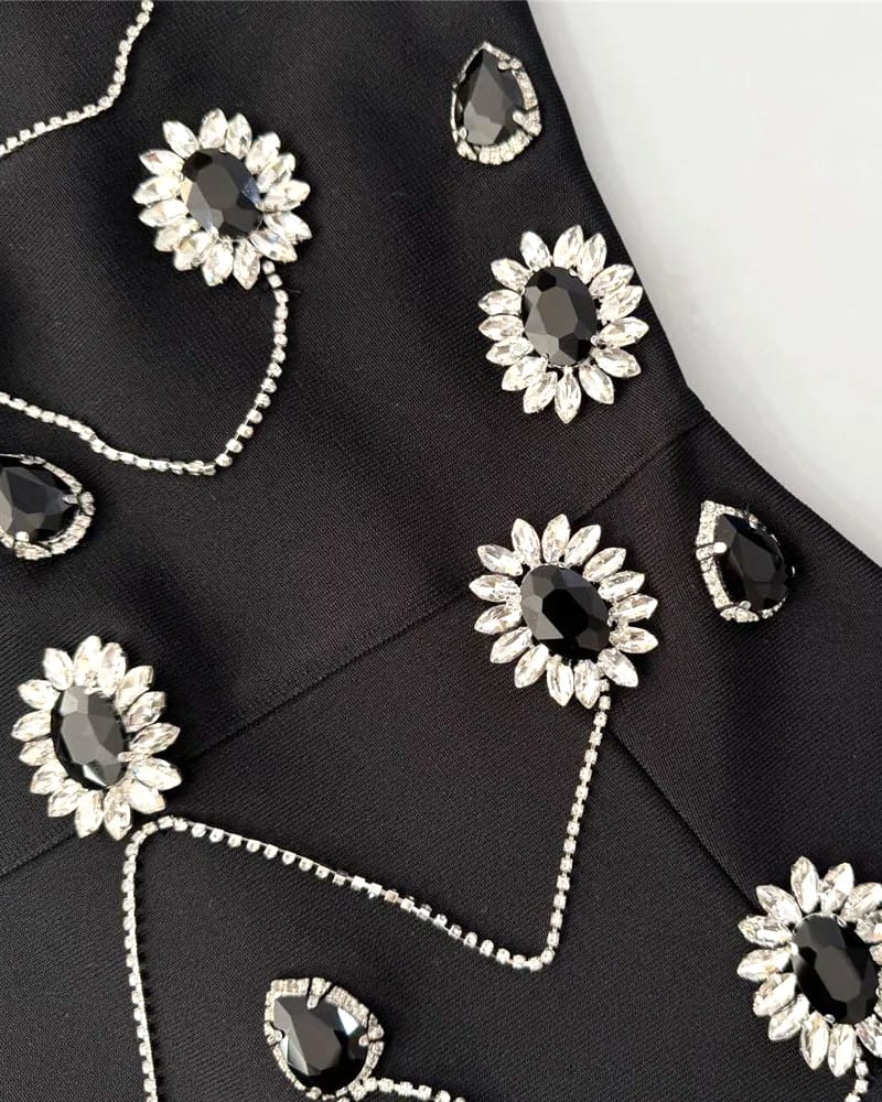 THE NOIR ÉCLAT GOWN